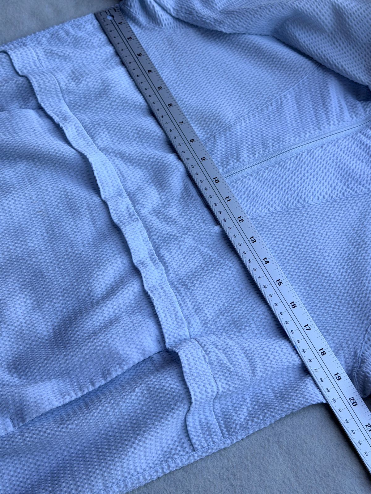 Lululemon Women's Light Blue Textured Waffle Knit Half Zip Pullover Sweatshirt