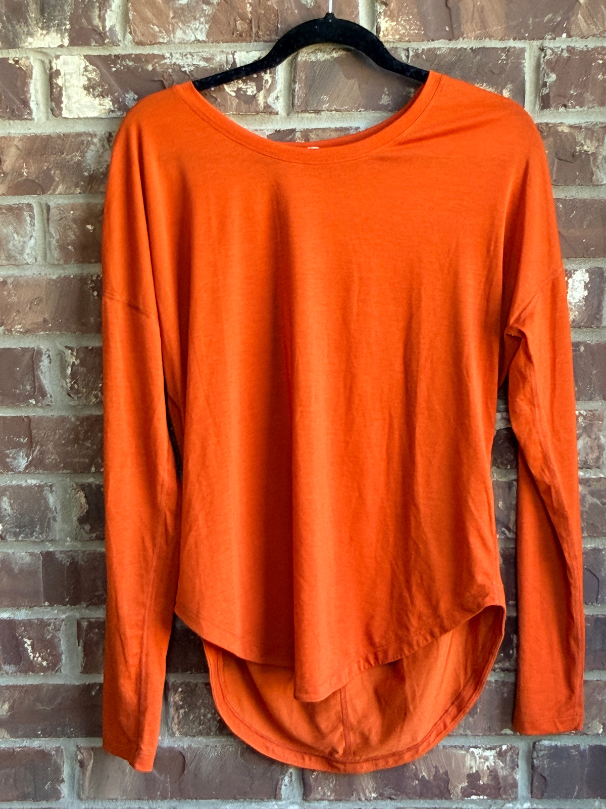 Lucy Women's Orange Long Sleeve High Low Hem Dolman Top Size M