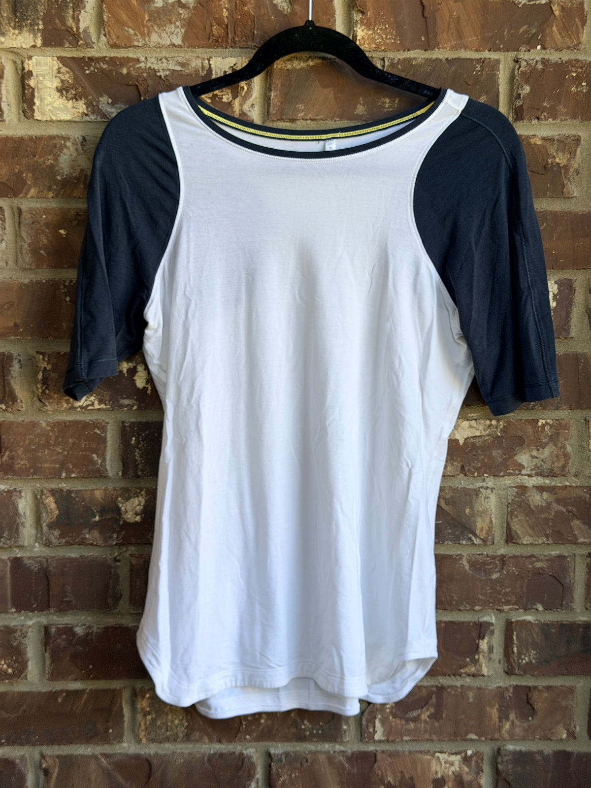 Lululemon Women's Colorblock Short Sleeve Top Size 10