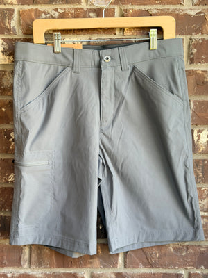 Eddie Bauer Men's Rainier 10" Tech Shorts Size 32 Gray Stretch Hiking NWT