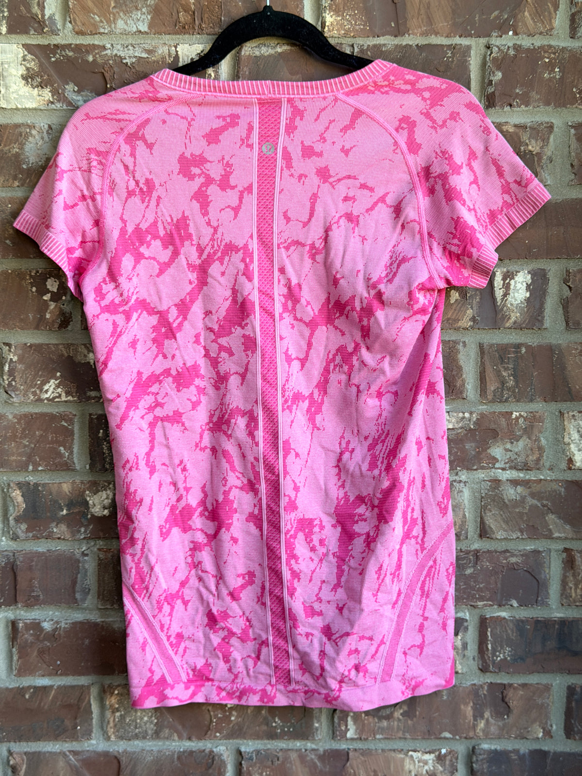 Lululemon Swiftly Tech Short Sleeve Shirt Pink Marble Size 10