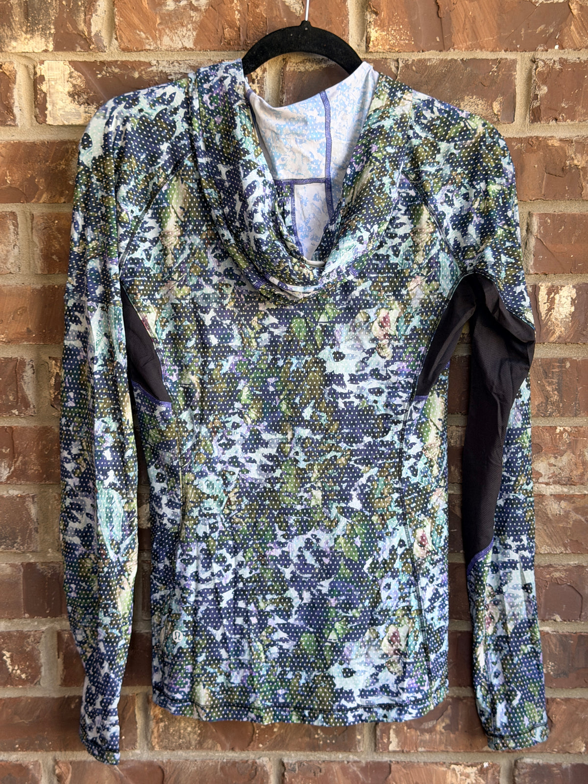 Lululemon Athletica Hooded Long Sleeve Pullover Floral Print Size 8