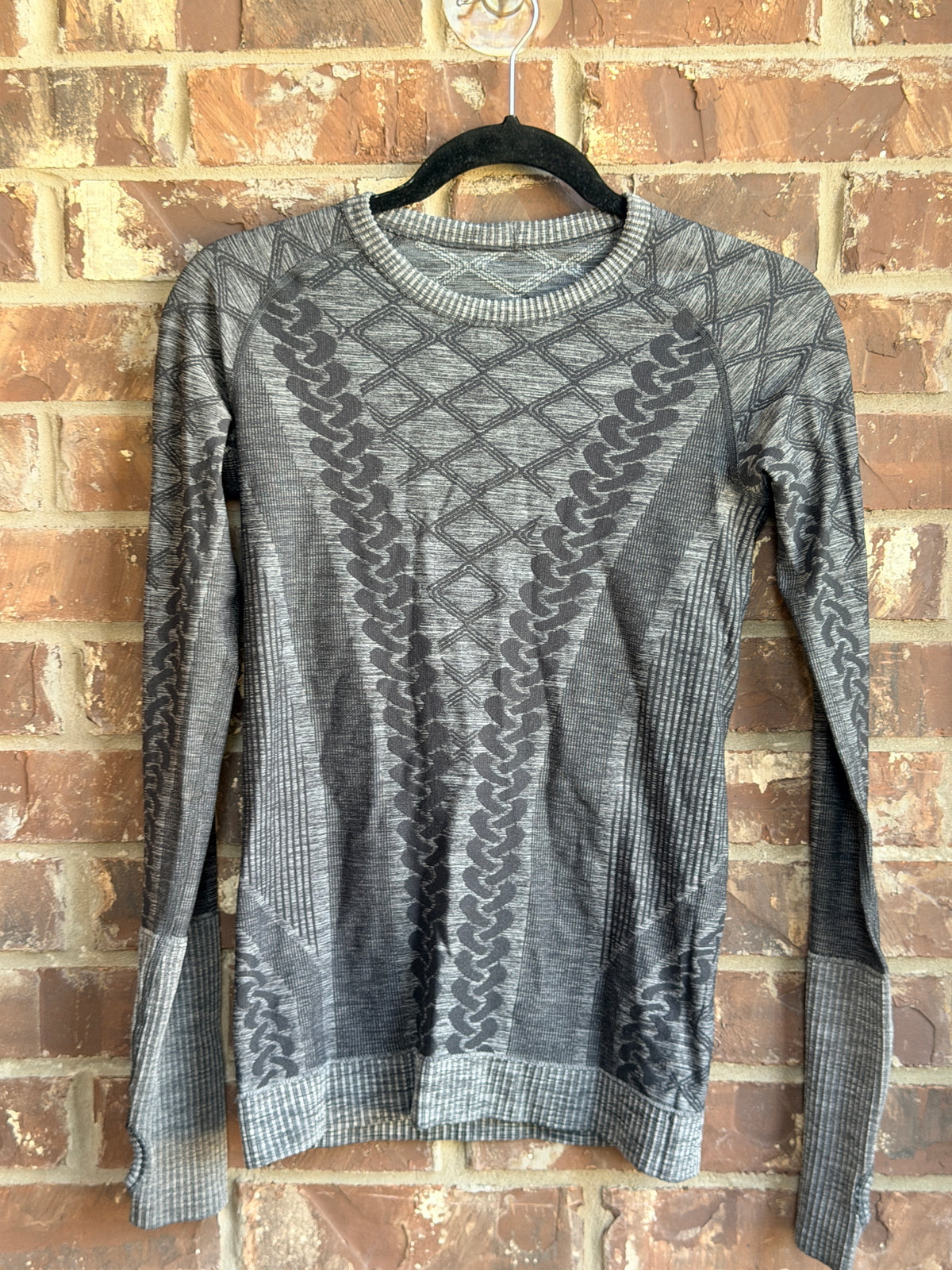 Lululemon Swiftly Tech Long Sleeve Crew Black Gray Geometric Print