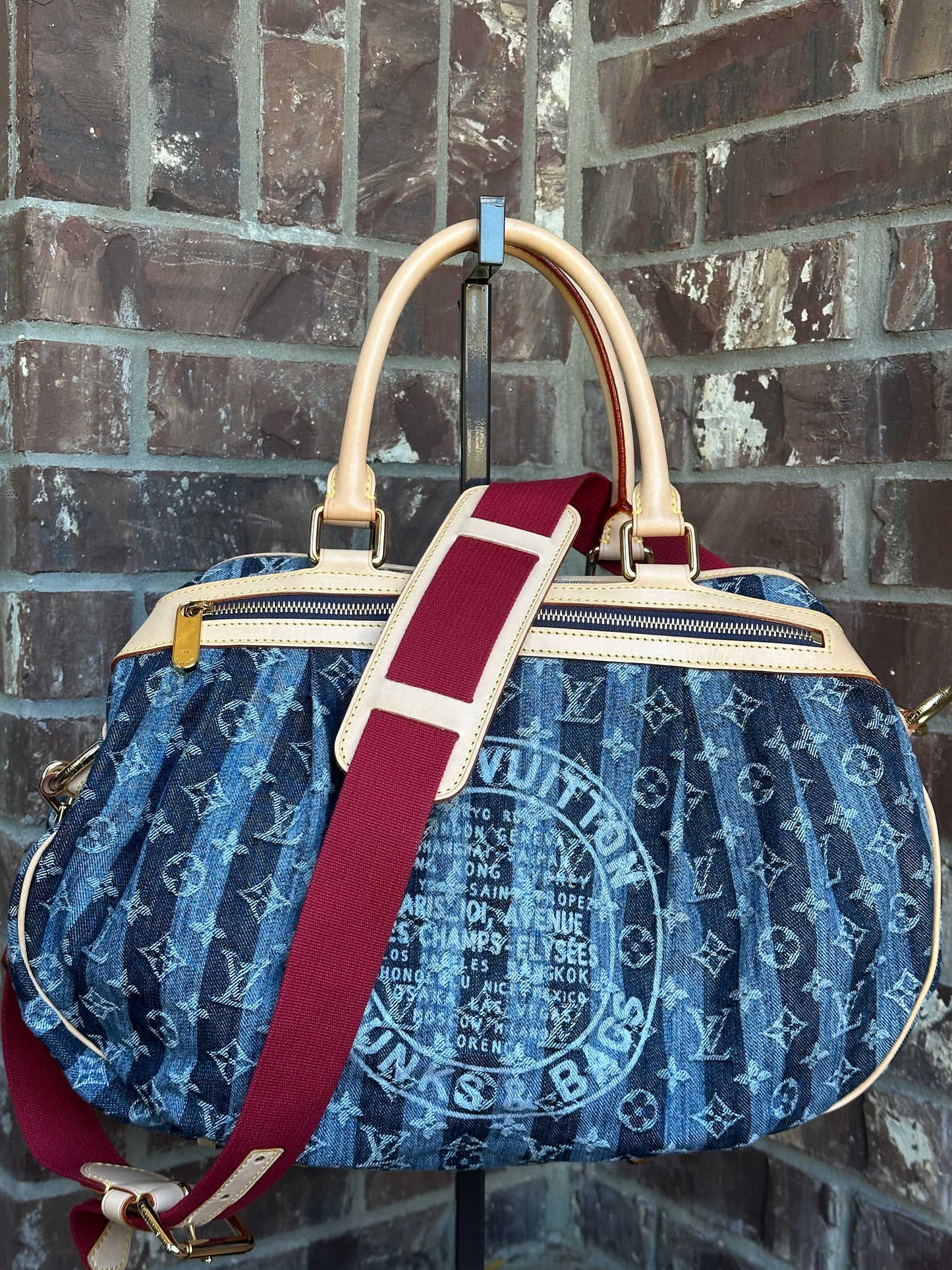 Louis Vuitton Porte Epaule Raye Handbag Striped Denim GM 65673