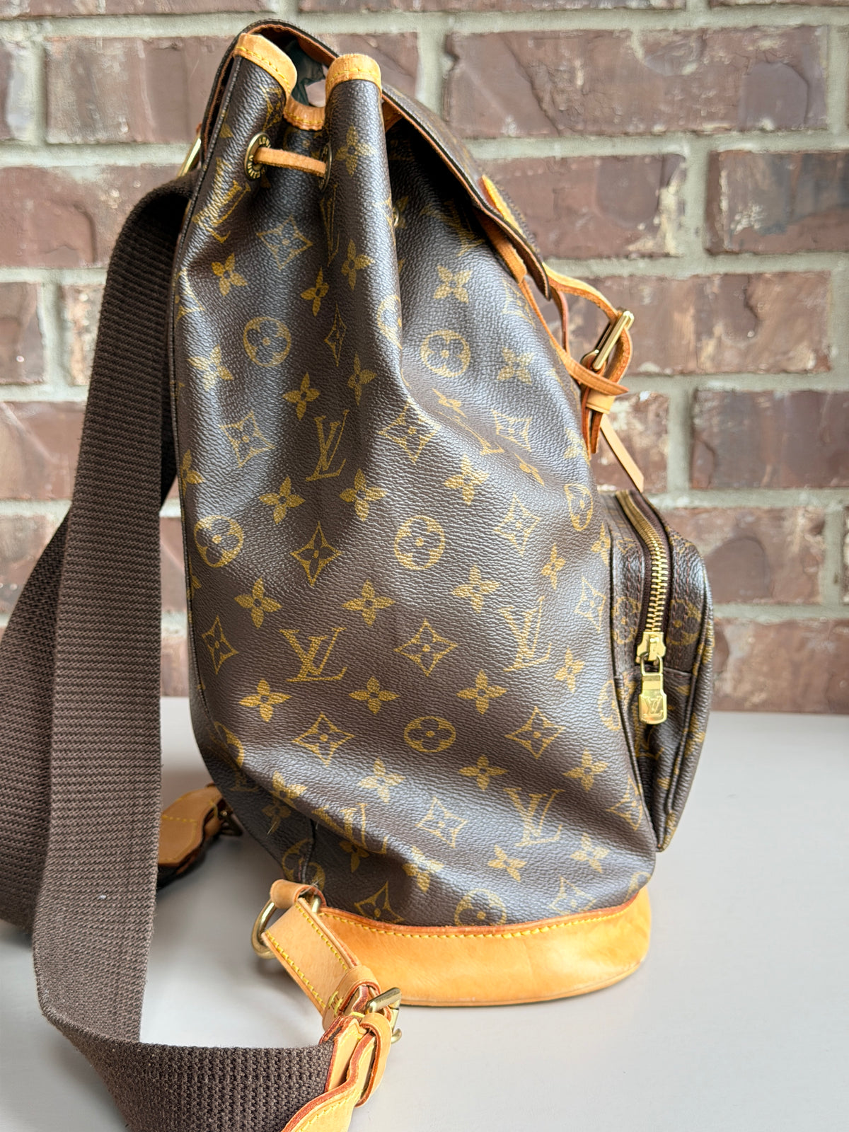 Louis Vuitton Montsouris GM 40593