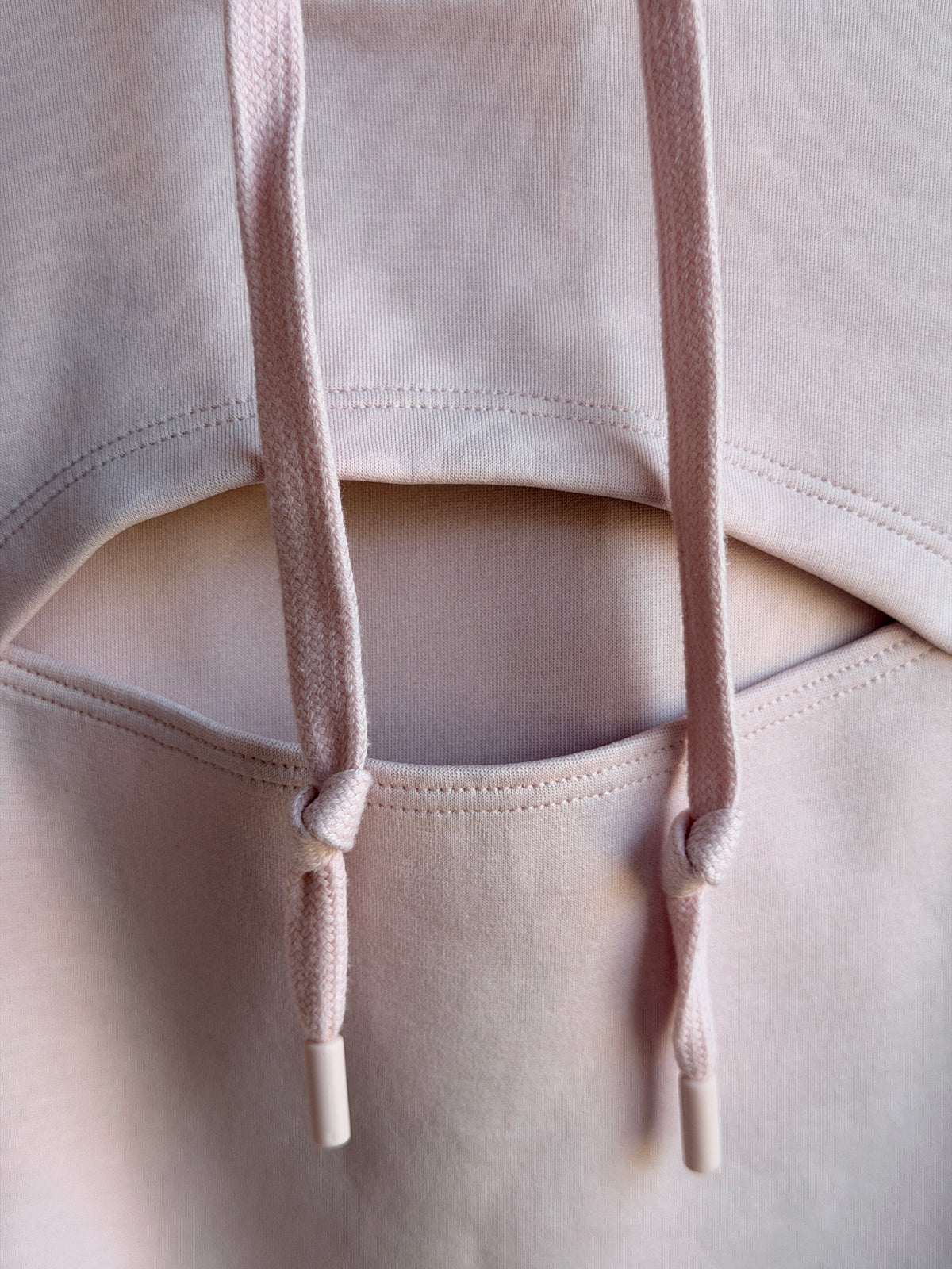 Lululemon Size 8 Get Centred Crop Hoodie Pink