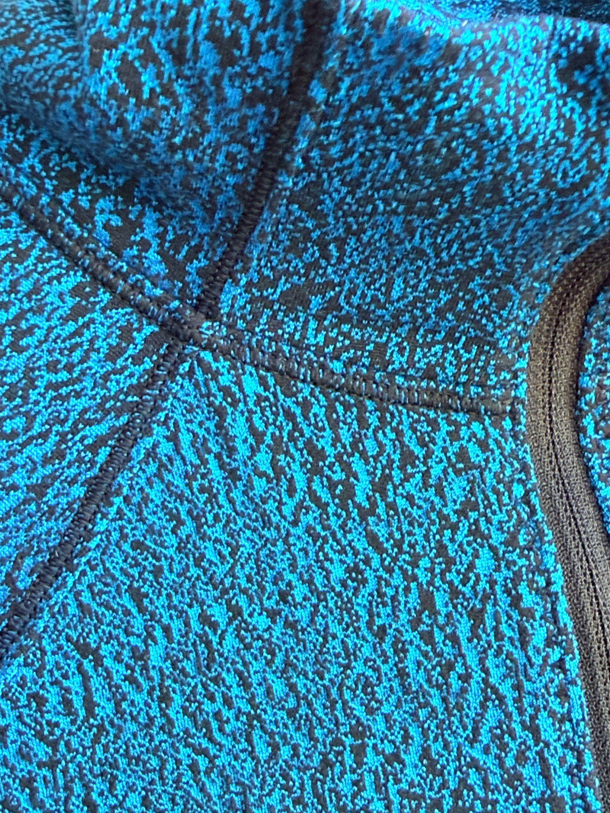 Lululemon Size 10 Blue Black Half Zip Running Pullover