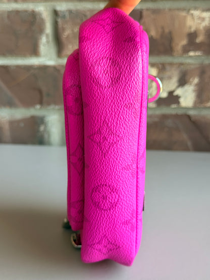Louis Vuitton Outdoor Pouch Monogram Taigarama Pink 57355
