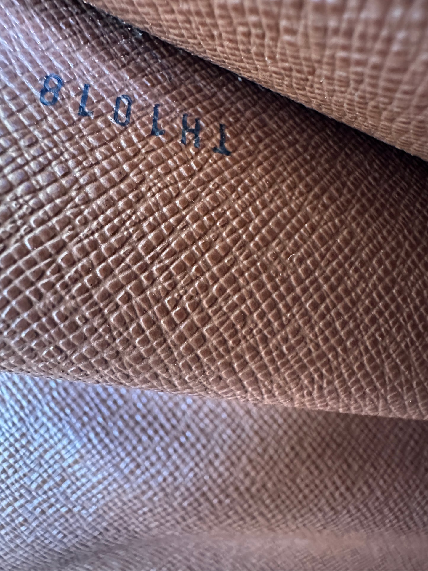 Louis Vuitton Poche Documents Monogram Canvas Brown 91487