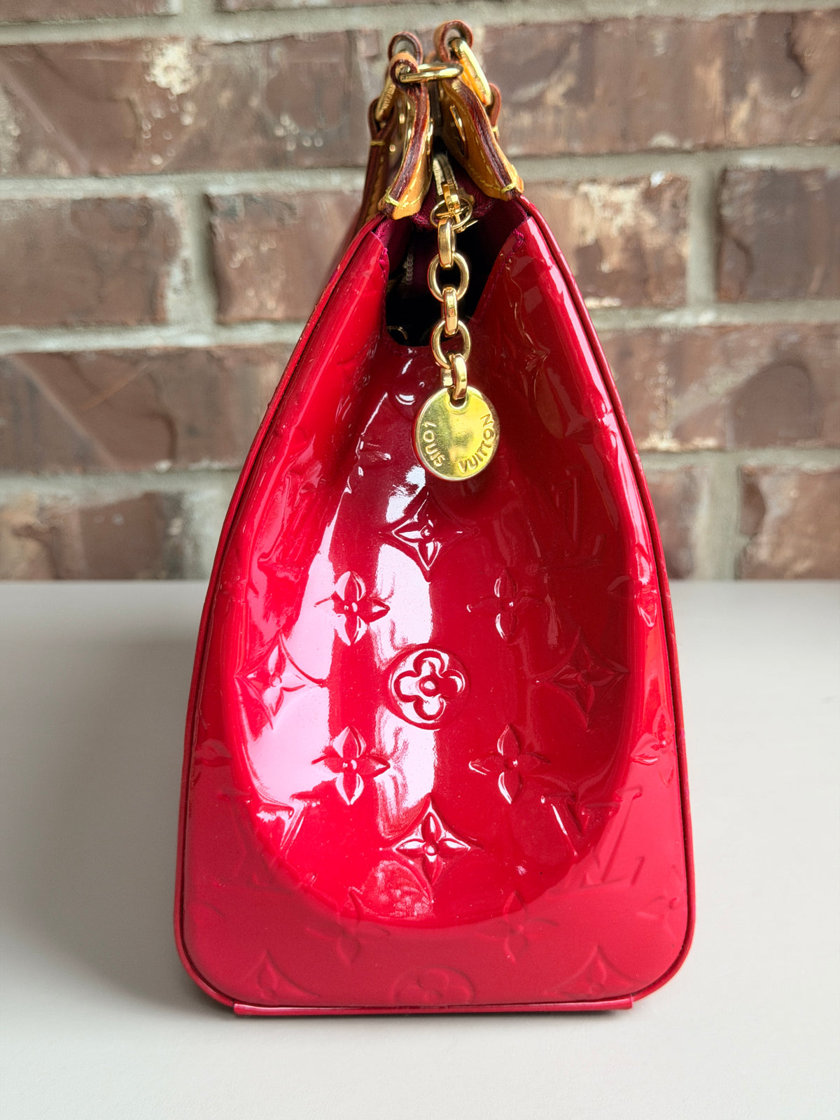 Louis Vuitton Brea Handbag Monogram Vernis MM Red 67532