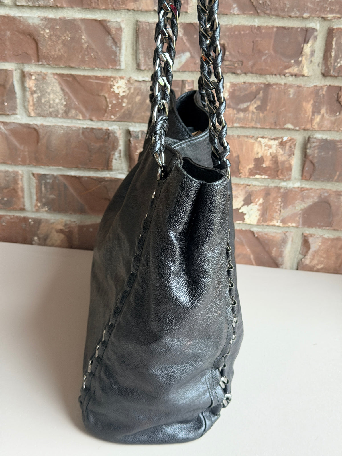 Chanel Modern Chain Tote Caviar North South Black 83573