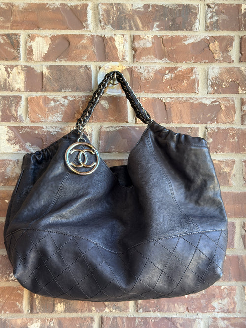 Chanel Coco Cabas Quilted Leather XL Black 65798