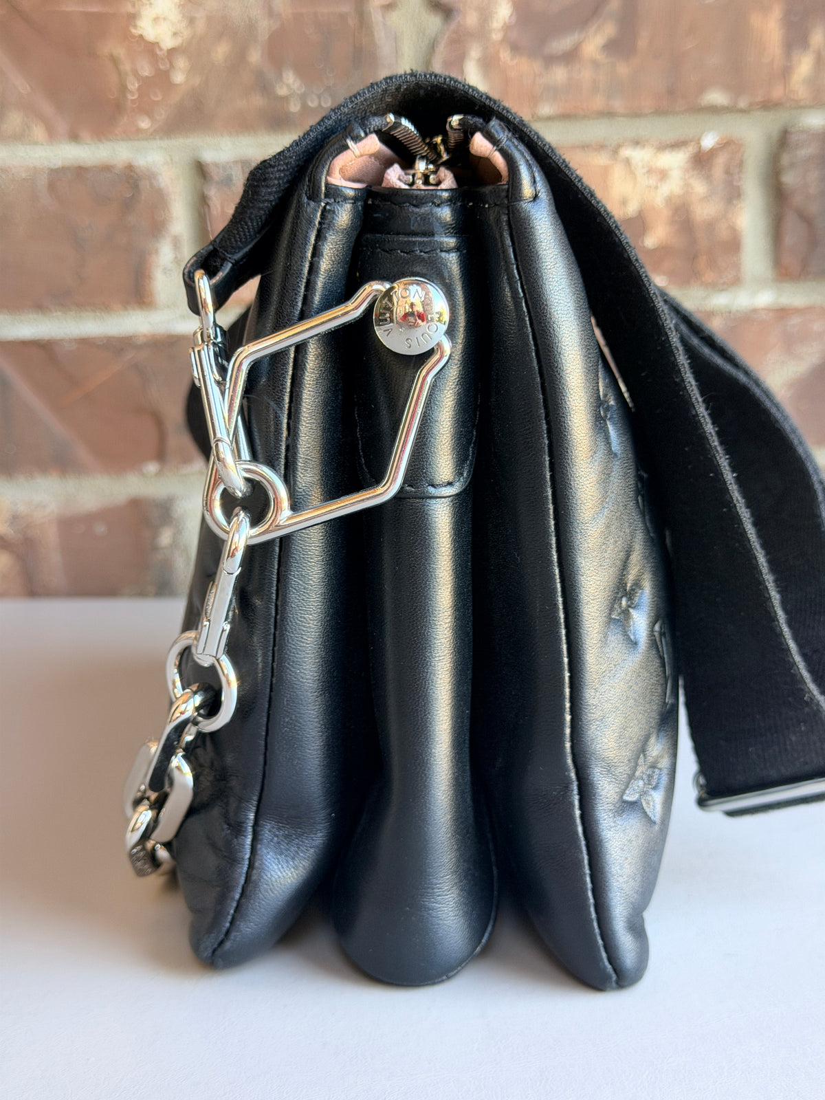 Louis Vuitton Coussin Bag Monogram Embossed Lambskin PM Black 82394