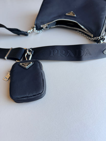 Prada Re-Edition 2005 Crossbody Black 45626