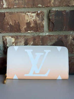 Louis Vuitton By the Pool Zippy Wallet 63948