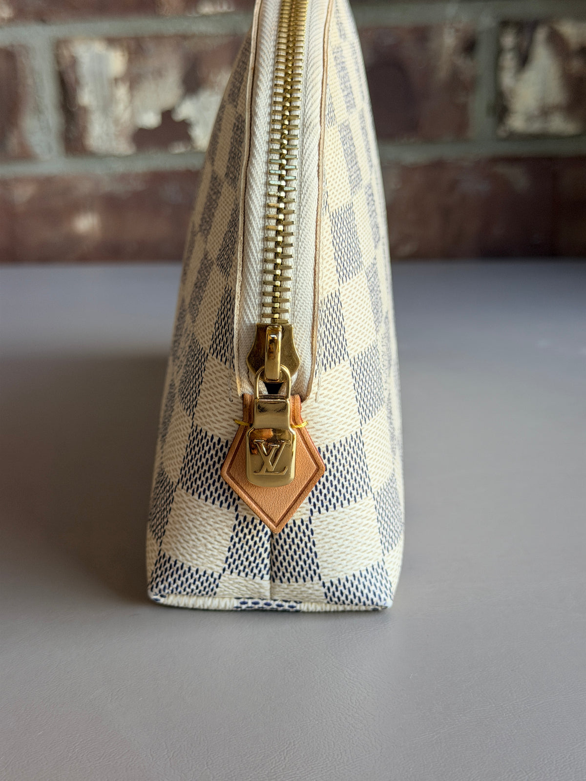 Louis Vuitton Cosmetic Pouch Damier Azur GM 84574