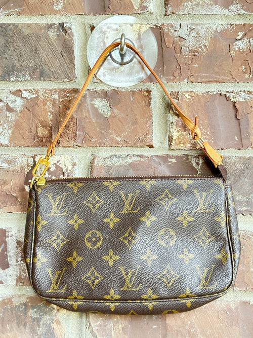 Louis Vuitton Pochette Accessoires Monogram 10209