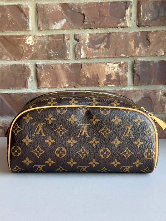 Louis Vuitton Toiletry Bag Monogram Canvas King Size	56842