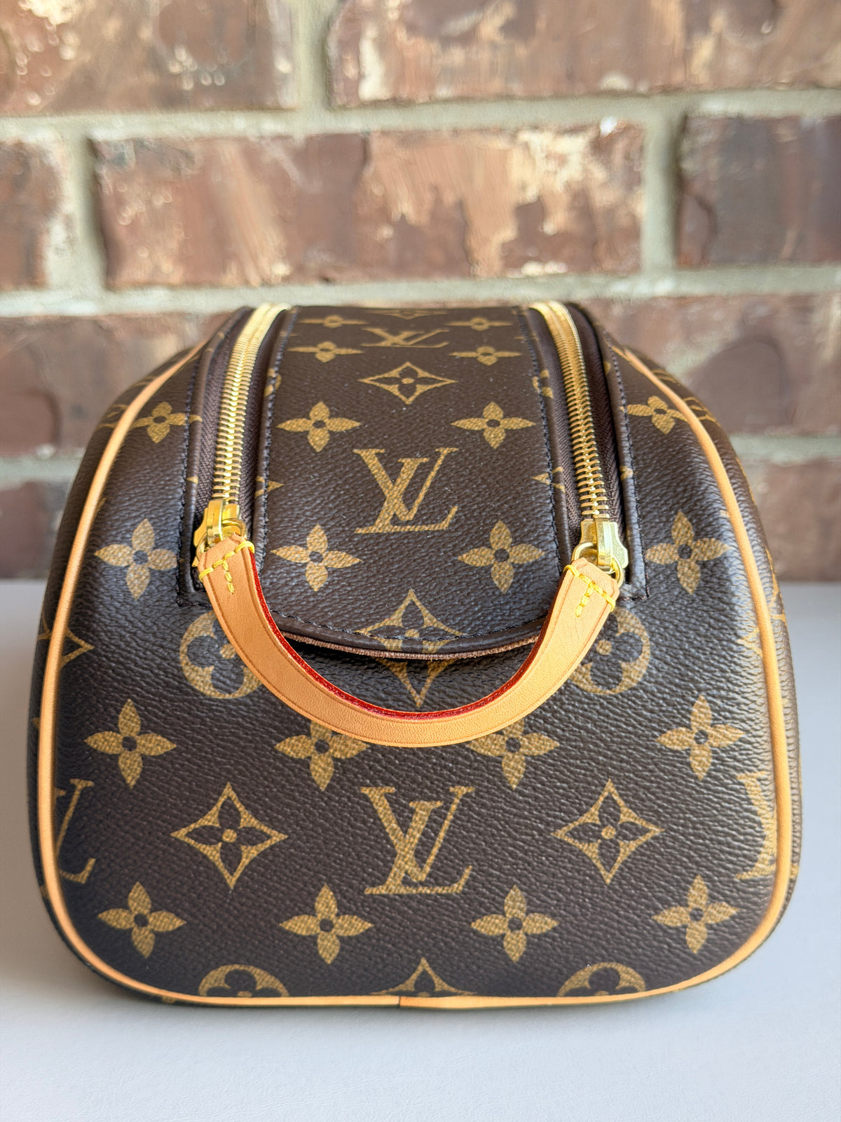 Louis Vuitton Toiletry Bag Monogram Canvas King Size	56842
