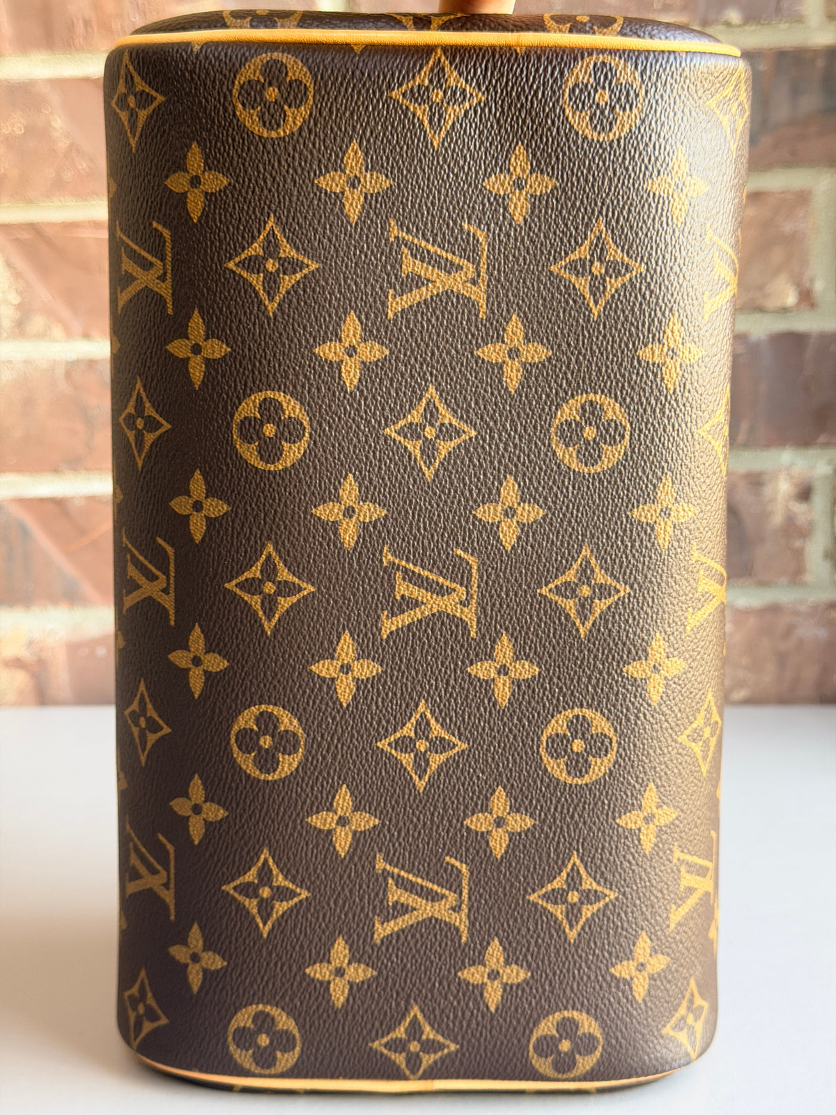 Louis Vuitton Toiletry Bag Monogram Canvas King Size	56842
