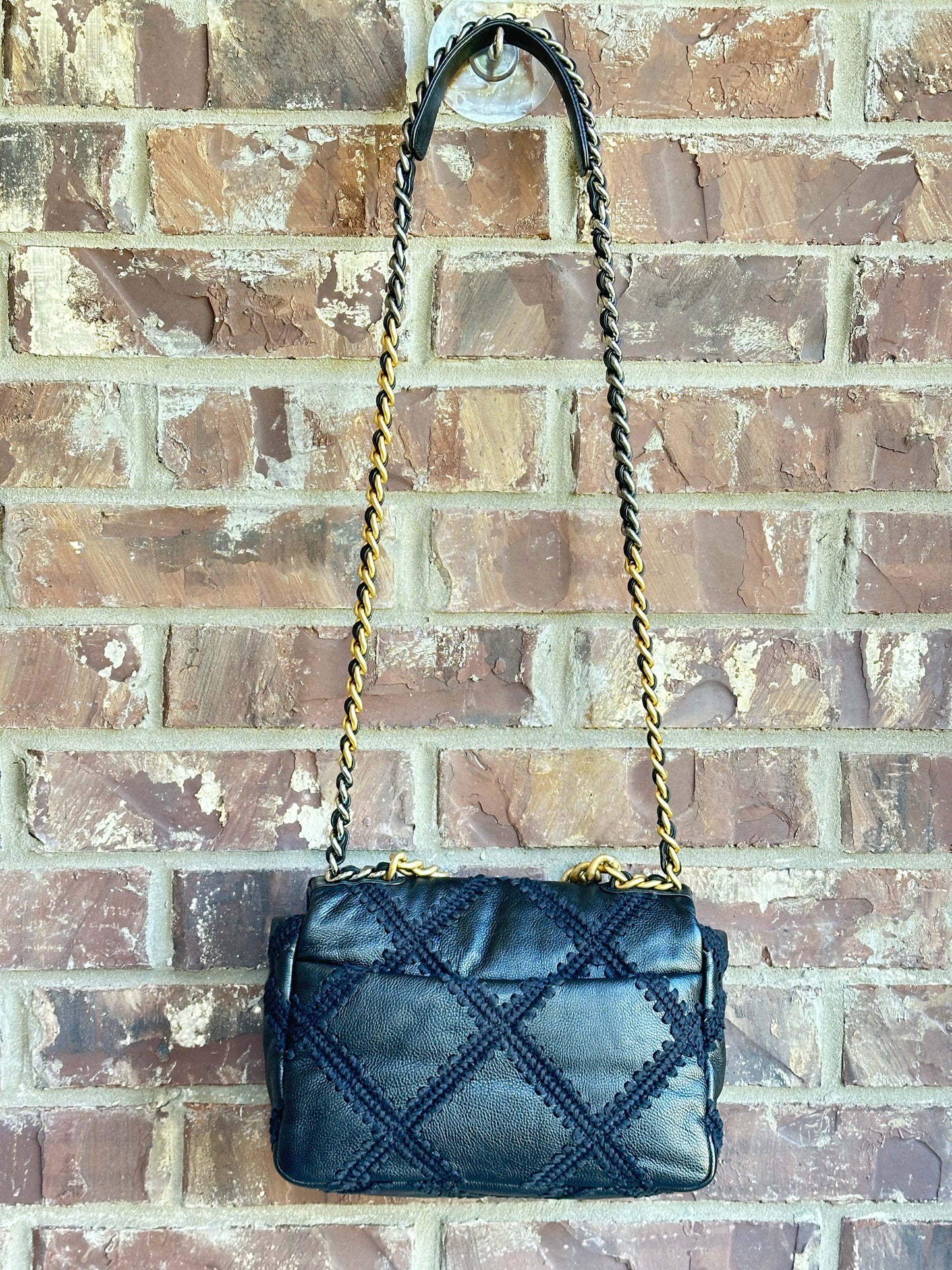 Chanel 19 Flap Bag Crochet Quilted Calfskin Medium Black 81938