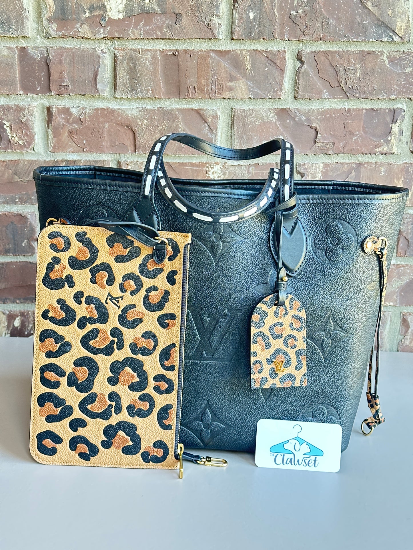 Louis Vuitton Neverfull Wild at Heart Monogram Empreinte Giant MM	 Black 43782