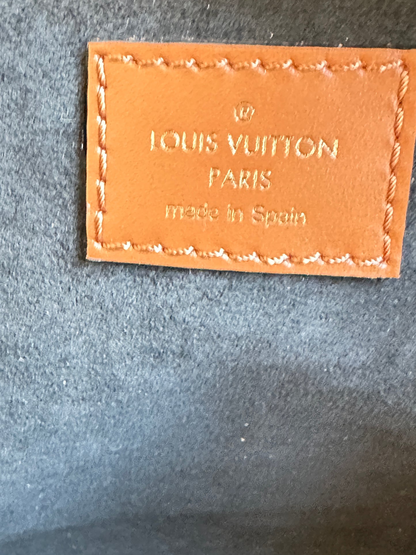 Louis Vuitton Neverfull Wild at Heart Monogram Empreinte Giant MM	 Black 43782