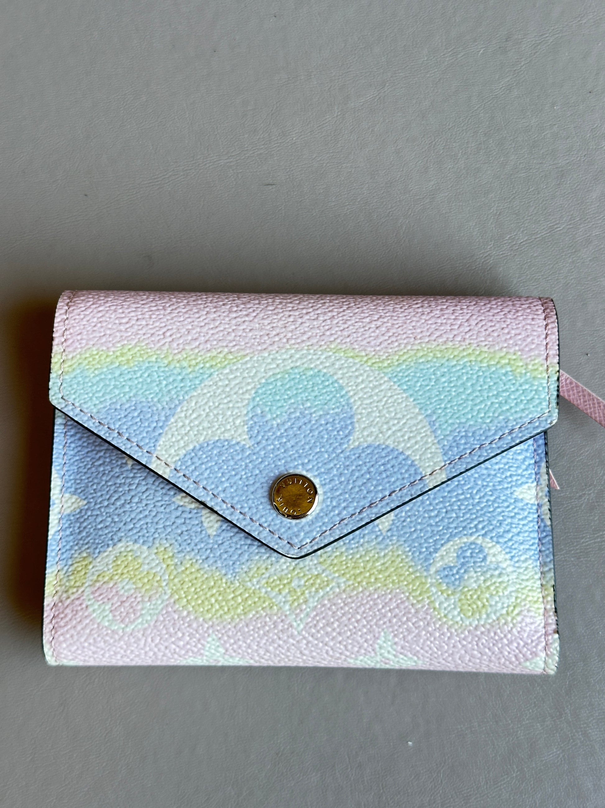 Louis Vuitton Victorine Escale Monogram Giant Limited Edition 82746