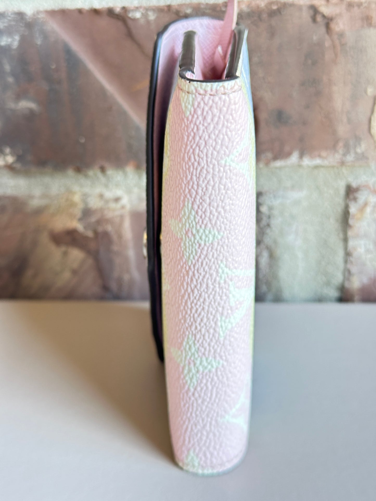 Louis Vuitton Victorine Escale Monogram Giant Limited Edition 82746