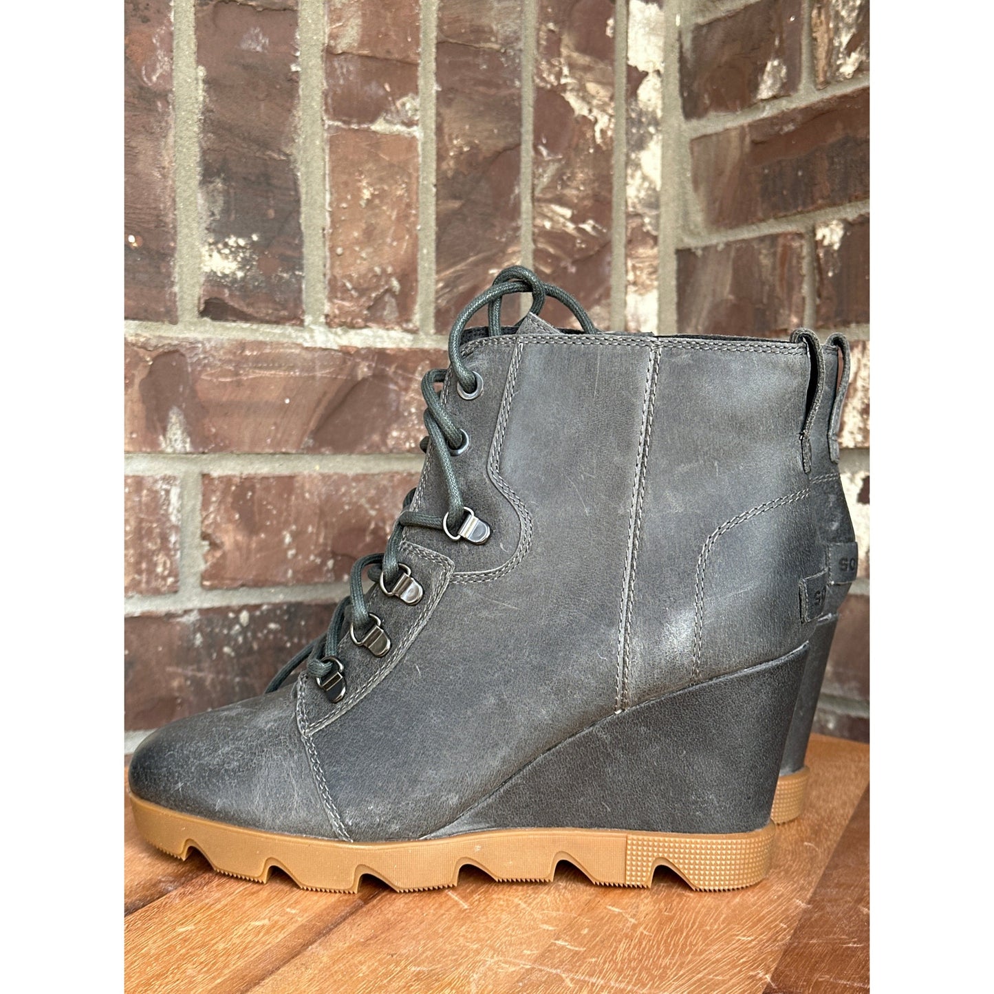 Sorel Joan Up Town Lace Waterproof Boots Quarry Size 10.5