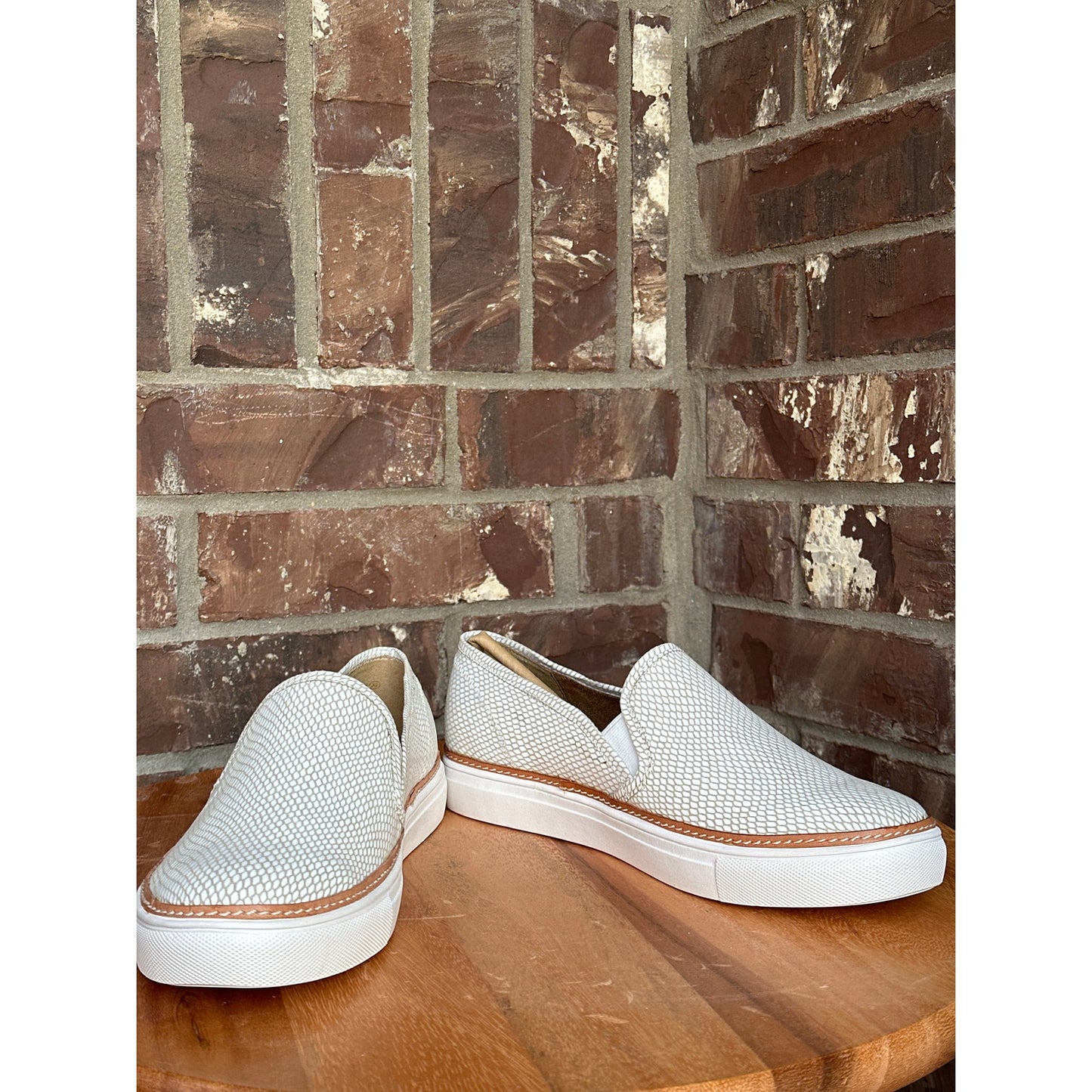 Aerosoles Newburgh White Snake Size 9M