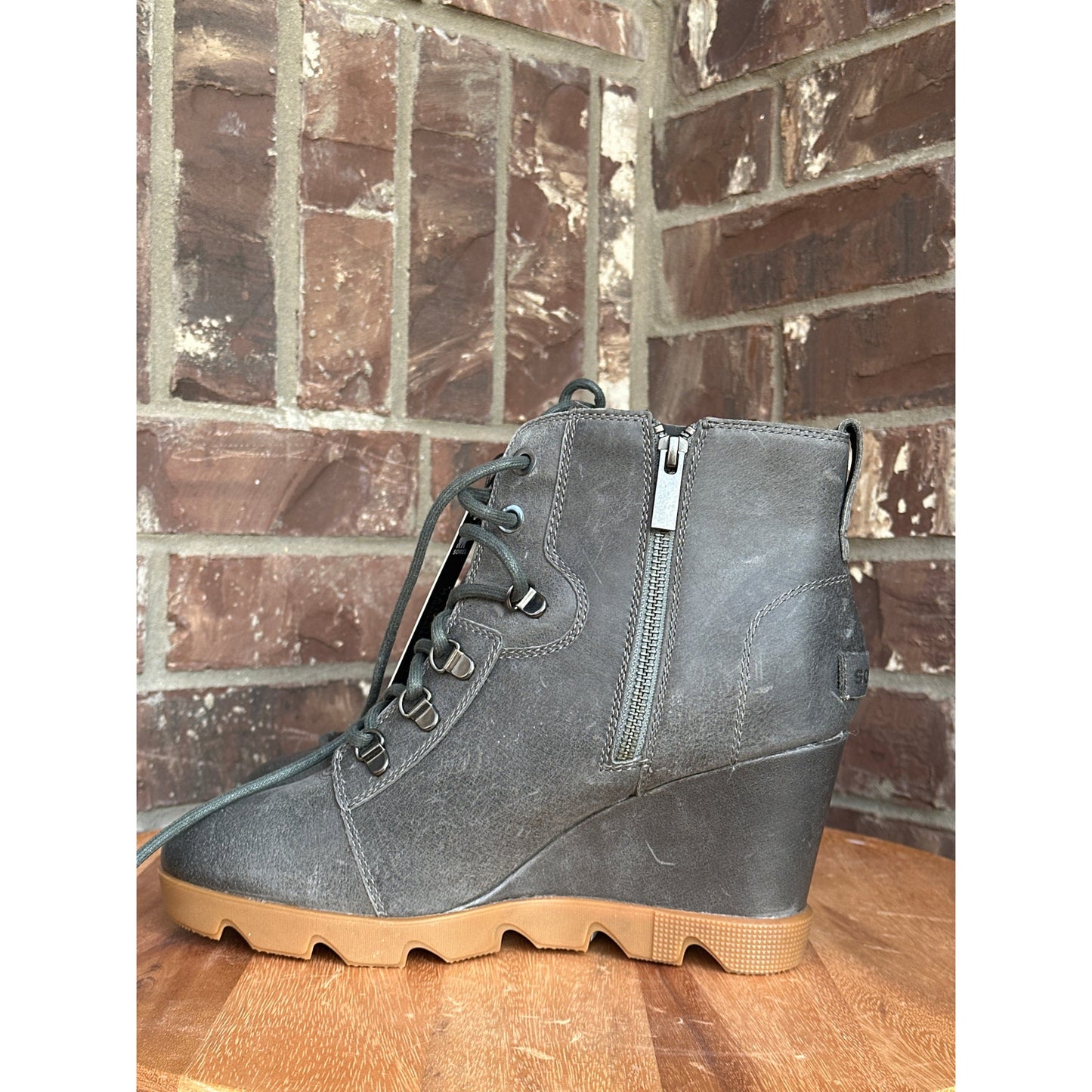 Sorel Joan Up Town Lace Waterproof Boots Quarry Size 10.5