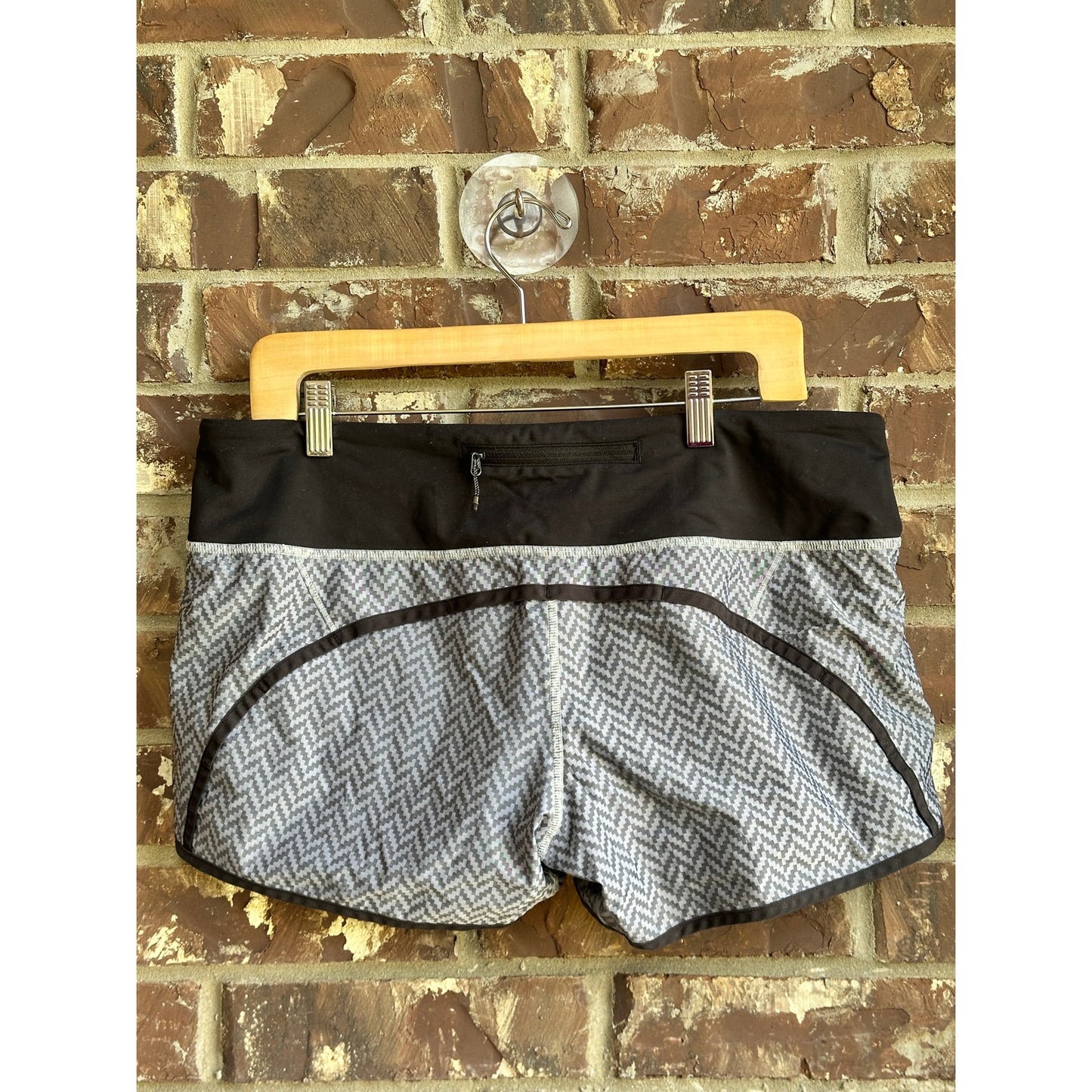 Lululemon Run Times Shorts Herringbone Size 10