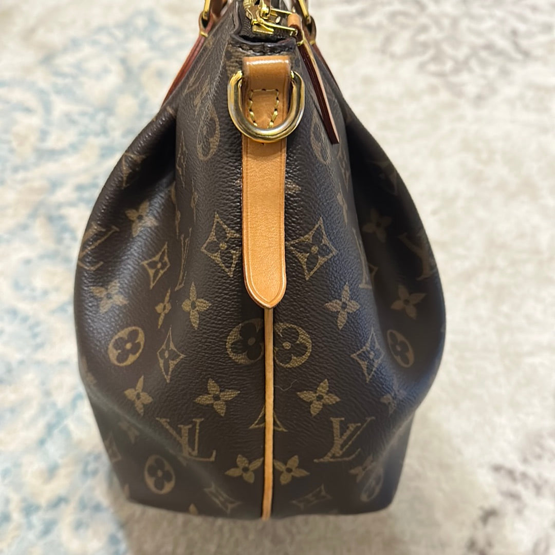 Louis Vuitton Monogram Turenne mm